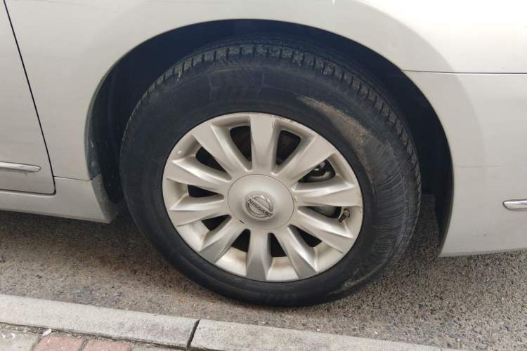 Used Nissan Teana 2008 2.0L XL Comfort Edition Right Front Wheel Hub
