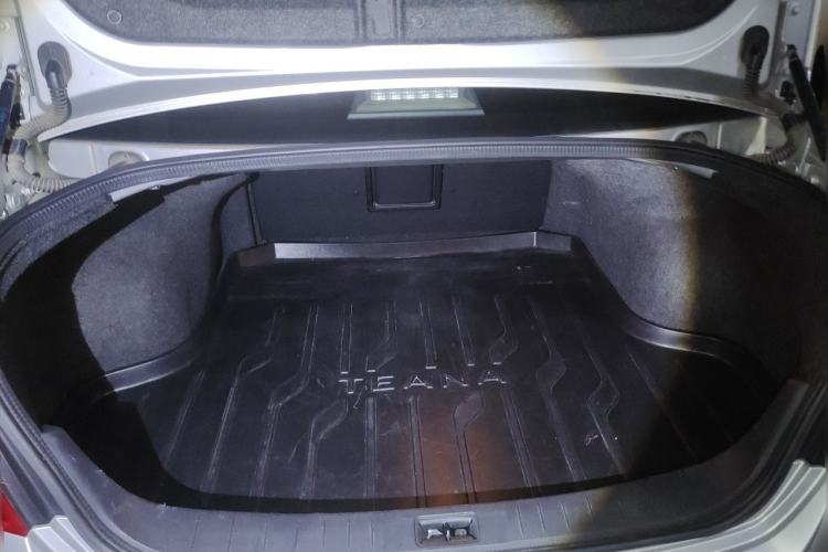 Used Nissan Teana 2008 2.5L RX Cool Edition Trunk