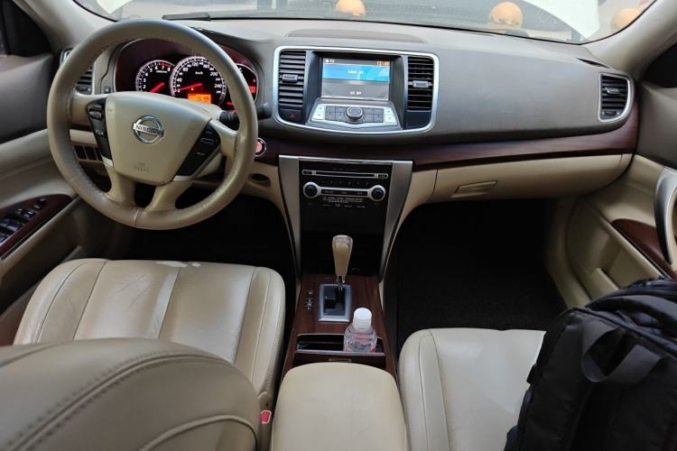 Used Nissan Teana 2008 2.5L XL Leading Edition Center Console