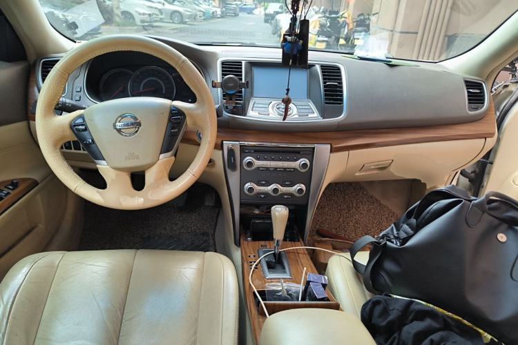 Used Nissan Teana 2008 Duke 2.5L XV Luxury Edition Center Console