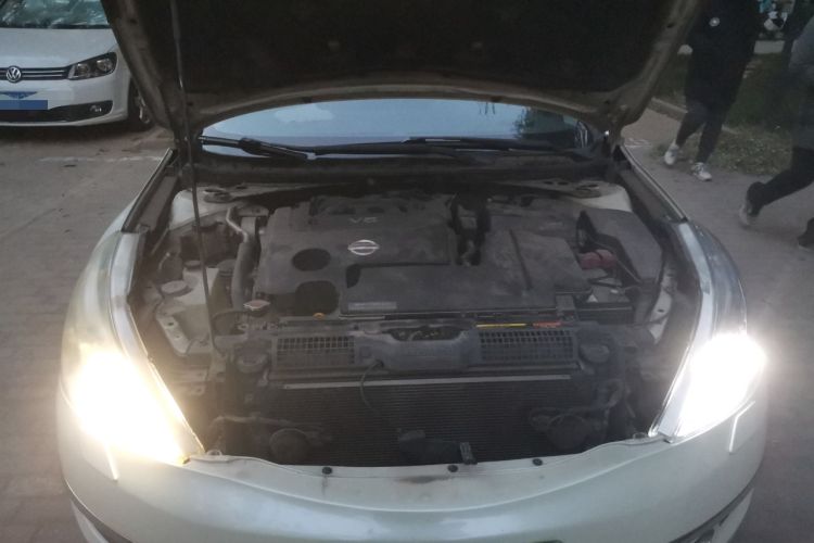 Used Nissan Teana 2008 Duke 2.5L XV Luxury Edition Engine Bay