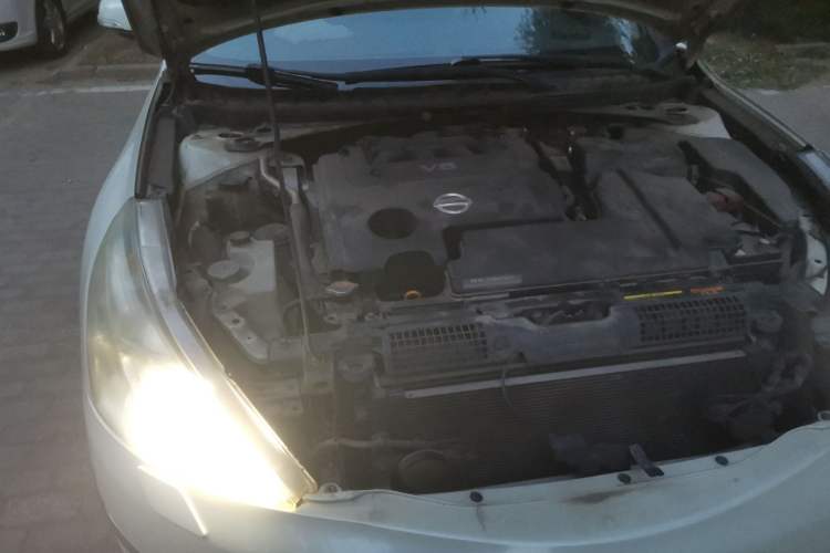 Used Nissan Teana 2008 Duke 2.5L XV Luxury Edition Engine Bay Right