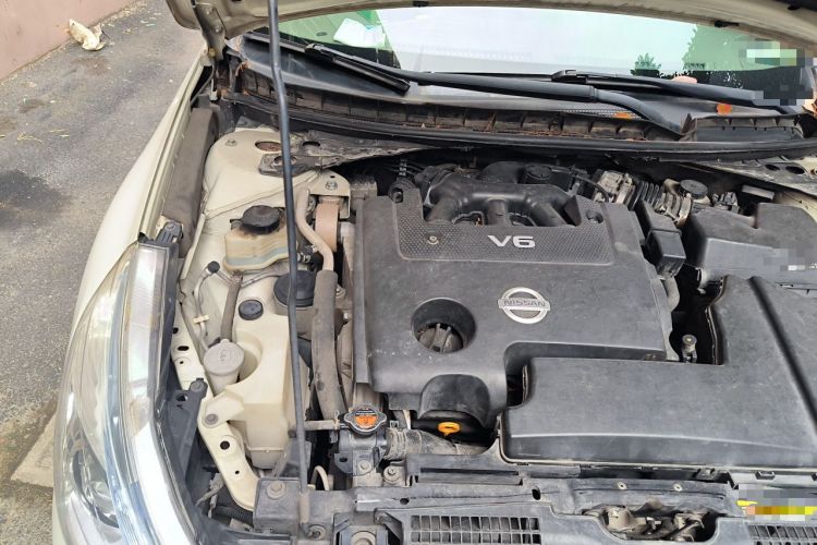 Used Nissan Teana 2008 Duke 2.5L XV Luxury Edition Engine Bay Right