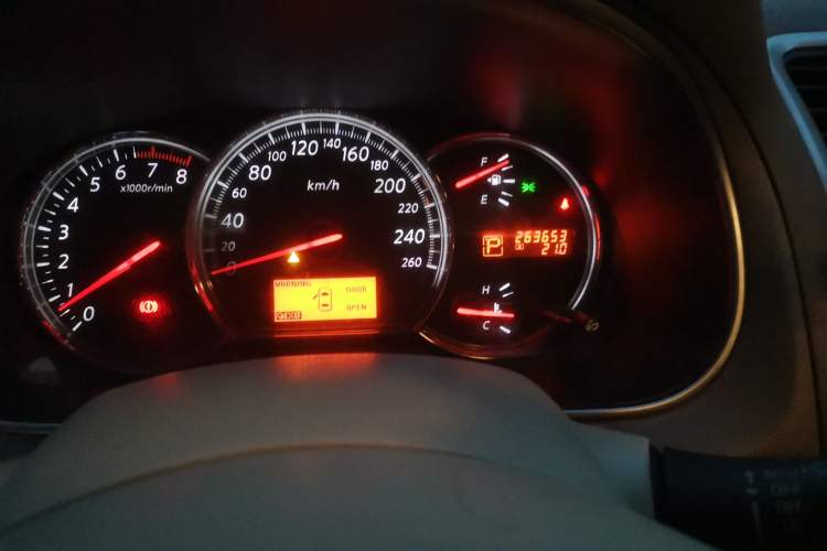 Used Nissan Teana 2008 Duke 2.5L XV Luxury Edition Odometer Close Up