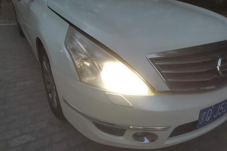 Used Nissan Teana 2008 Duke 2.5L XV Luxury Edition Right Front Headlight