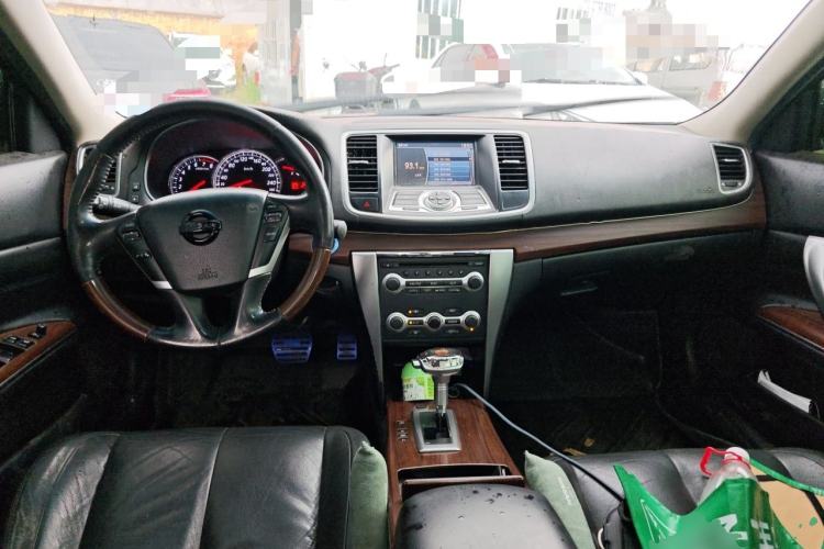 Used Nissan Teana 2009 Duke 2.5L XV VIP Deluxe Edition Center Console