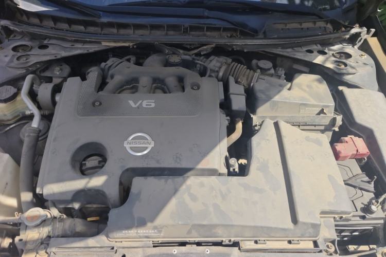 Used Nissan Teana 2009 Duke 2.5L XV VIP Deluxe Edition Engine Bay