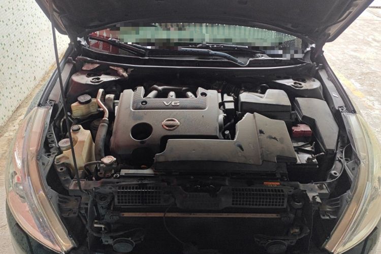 Used Nissan Teana 2009 Duke 2.5L XV VIP Deluxe Edition Engine Bay