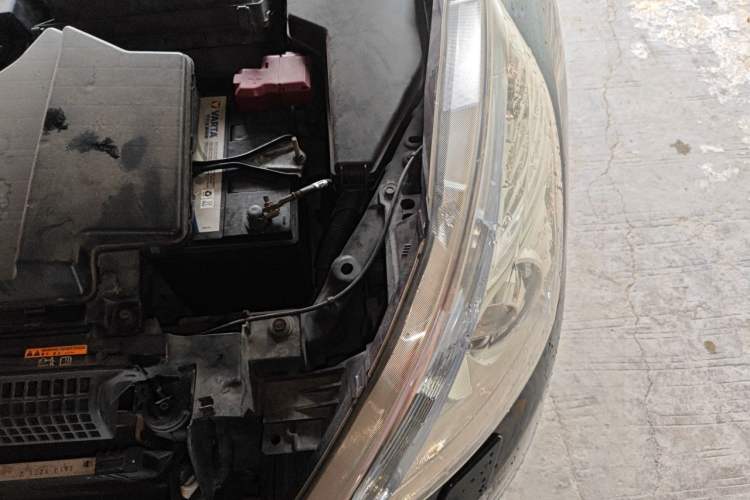 Used Nissan Teana 2009 Duke 2.5L XV VIP Deluxe Edition Engine Bay Left