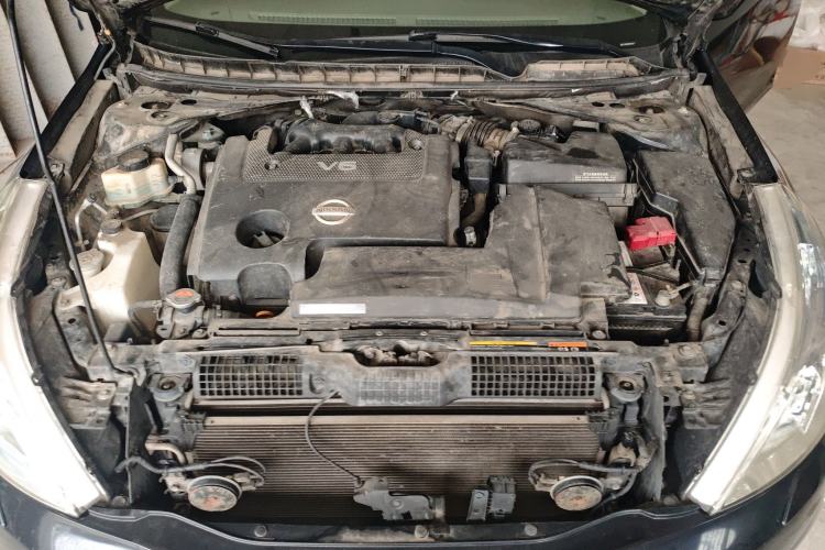 Used Nissan Teana 2009 Duke 2.5L XV VIP Deluxe Edition Engine Bay