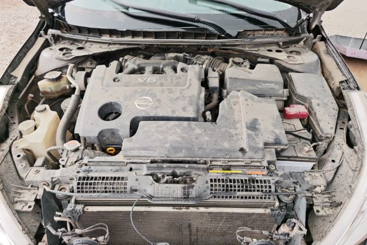 Used Nissan Teana 2009 Duke 2.5L XV VIP Deluxe Edition Engine Bay