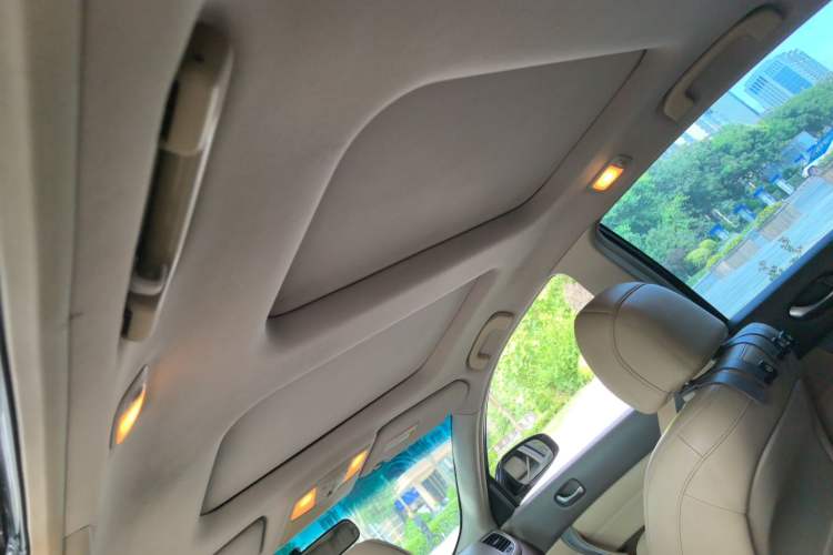 Used Nissan Teana 2009 Duke 2.5L XV VIP Deluxe Edition Headliner