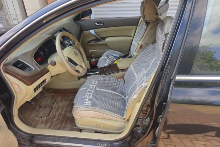 Used Nissan Teana 2009 Duke 2.5L XV VIP Deluxe Edition Left Front Seat