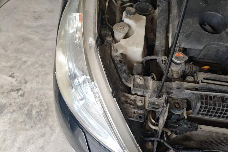 Used Nissan Teana 2009 Duke 2.5L XV VIP Deluxe Edition Right Front Headlight