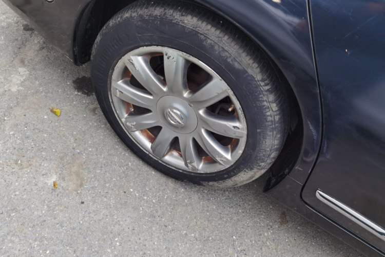 Used Nissan Teana 2009 Duke 2.5L XV VIP Deluxe Edition Right Front Wheel Hub