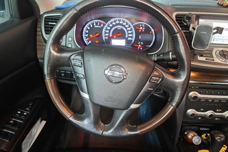 Used Nissan Teana 2009 Duke 2.5L XV VIP Deluxe Edition Steering Wheel