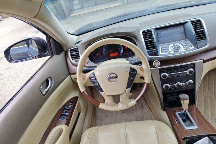Used Nissan Teana 2009 Duke 2.5L XV VIP Deluxe Edition Steering Wheel