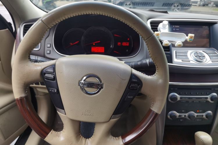 Used Nissan Teana 2009 Duke 2.5L XV VIP Deluxe Edition Steering Wheel
