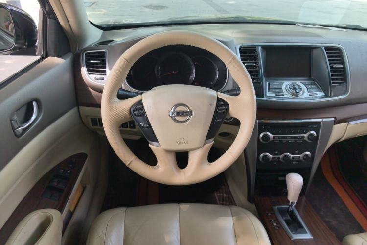 Used Nissan Teana 2009 Duke 2.5L XV VIP Deluxe Edition Steering Wheel
