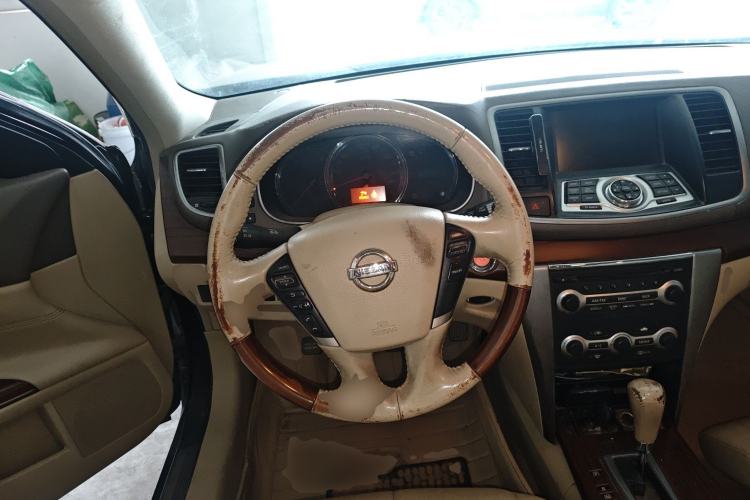 Used Nissan Teana 2009 Duke 2.5L XV VIP Deluxe Edition Steering Wheel
