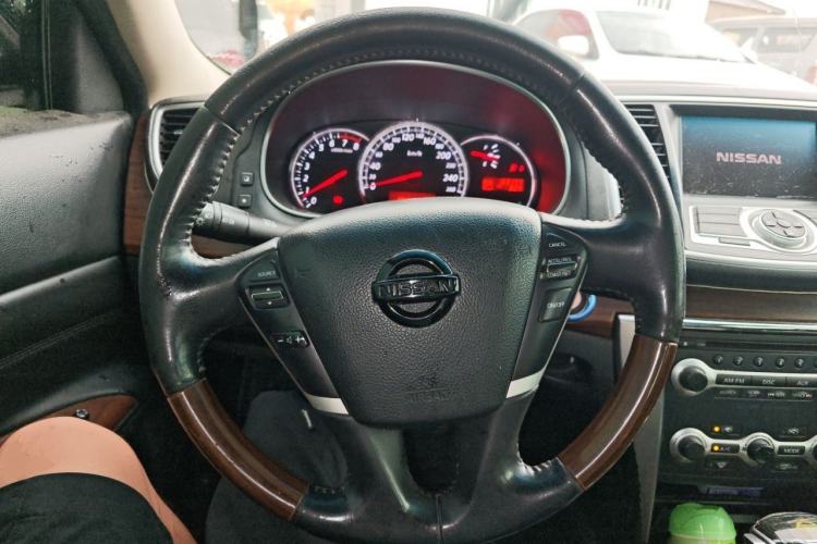 Used Nissan Teana 2009 Duke 2.5L XV VIP Deluxe Edition Steering Wheel