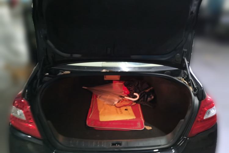 Used Nissan Teana 2009 Duke 2.5L XV VIP Deluxe Edition Trunk