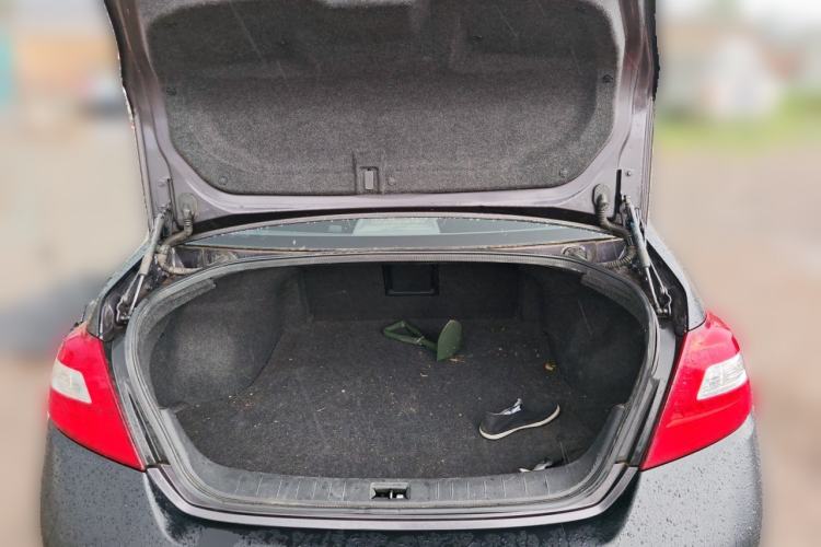 Used Nissan Teana 2009 Duke 2.5L XV VIP Deluxe Edition Trunk