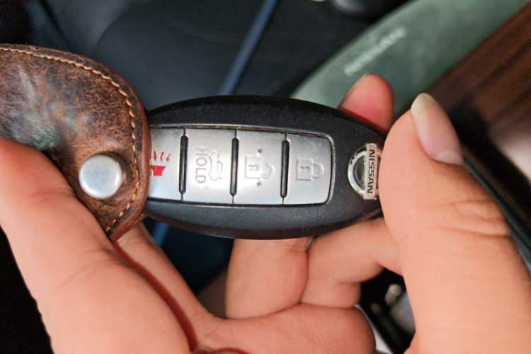 Used Nissan Teana 2009 Duke 2.5L XV VIP Deluxe Edition Vehicle Key