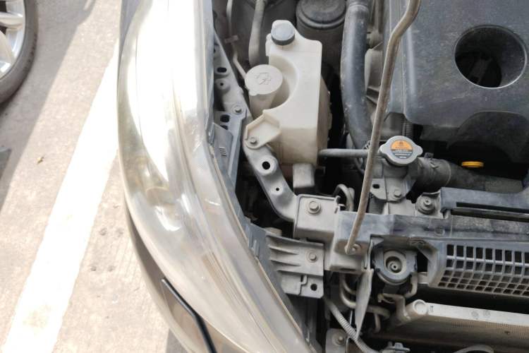 Used Nissan Teana 2009 Duke 2.5L XV VIP Deluxe Edition Engine Bay Right