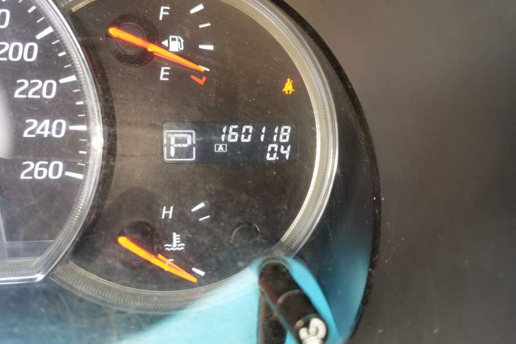 Used Nissan Teana 2009 Duke 2.5L XV VIP Deluxe Edition Odometer Close Up