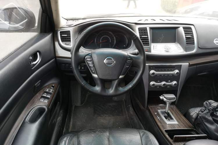 Used Nissan Teana 2009 Duke 2.5L XV VIP Deluxe Edition Steering Wheel