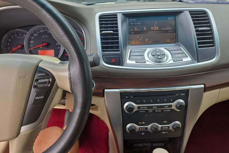 Used Nissan Teana 2009 Duke 2.5L XV VIP Deluxe Edition Audio And AC Panel