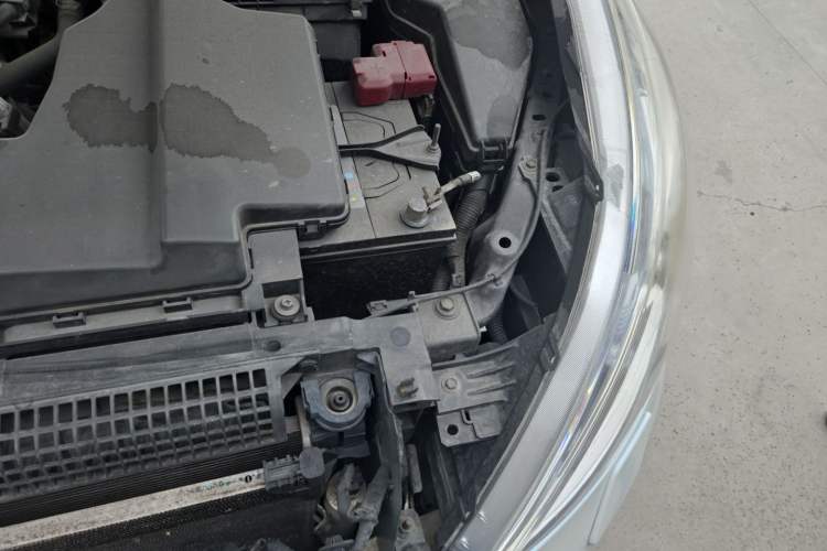 Used Nissan Teana 2009 Duke 2.5L XV VIP Deluxe Edition Engine Bay Left