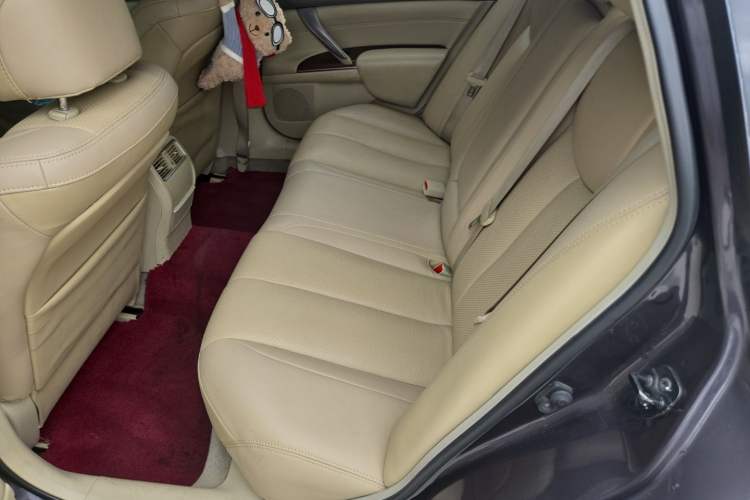 Used Nissan Teana 2009 Duke 2.5L XV VIP Deluxe Edition Left Rear Seat