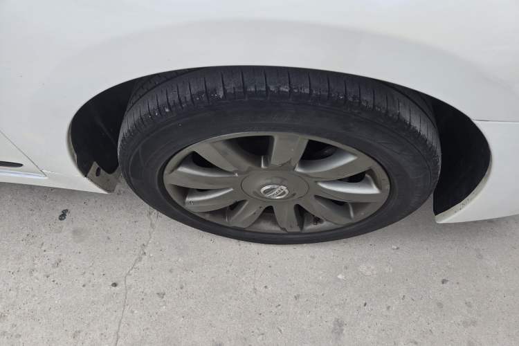 Used Nissan Teana 2009 Duke 2.5L XV VIP Deluxe Edition Right Front Wheel Hub