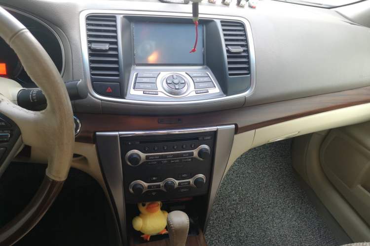 Used Nissan Teana 2010 2.5L XL Anniversary Edition Audio And AC Panel