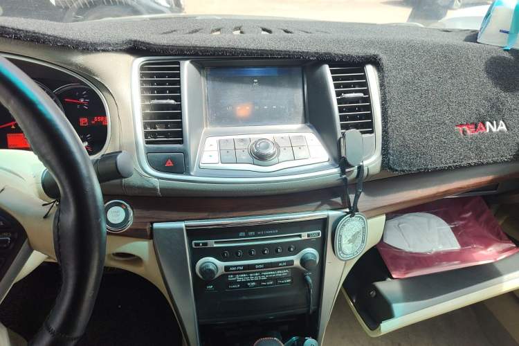 Used Nissan Teana 2010 2.5L XL Anniversary Edition Audio And AC Panel
