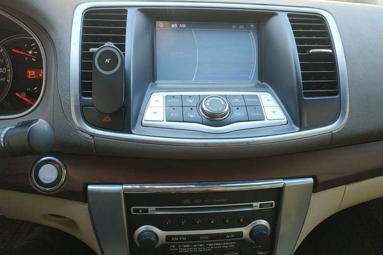 Used Nissan Teana 2010 2.5L XL Anniversary Edition Audio And AC Panel