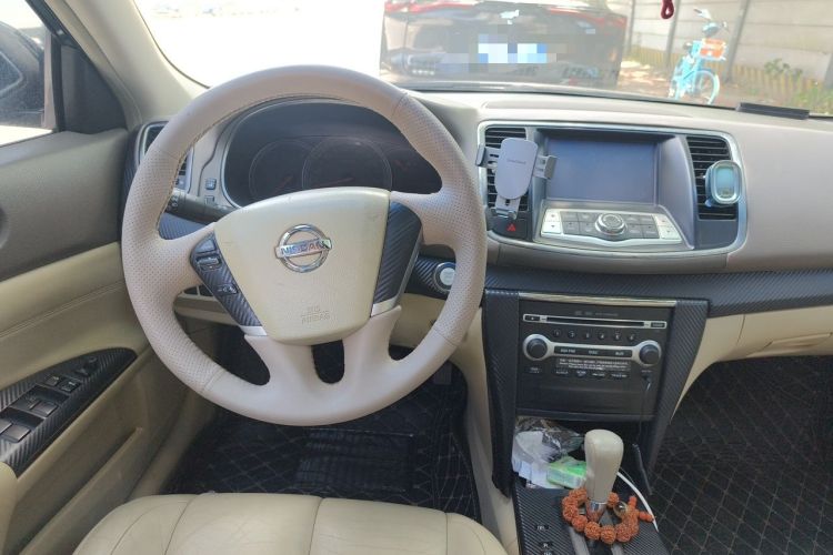 Used Nissan Teana 2010 2.0L XL Anniversary Edition Center Console