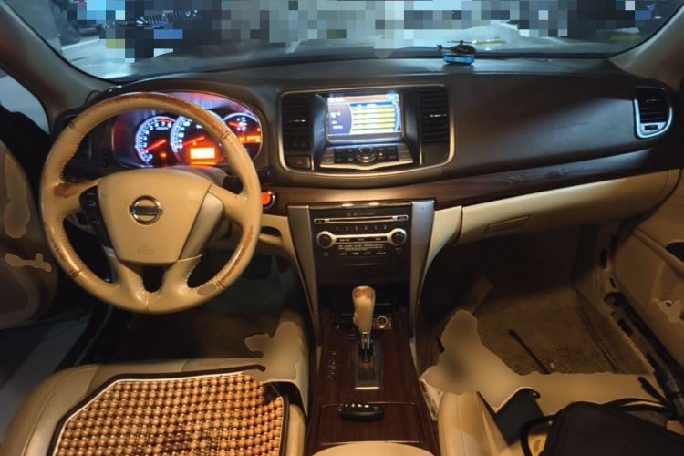 Used Nissan Teana 2010 2.0L XL Anniversary Edition Center Console