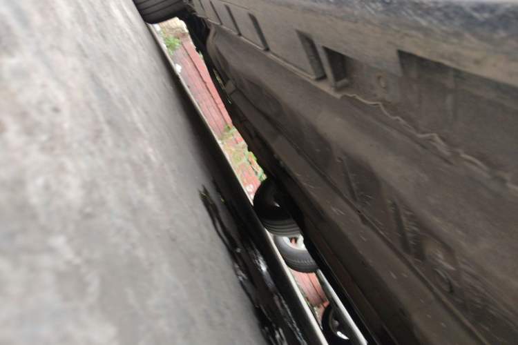 Used Nissan Teana 2010 2.5L XL Anniversary Edition Chassis Front Right