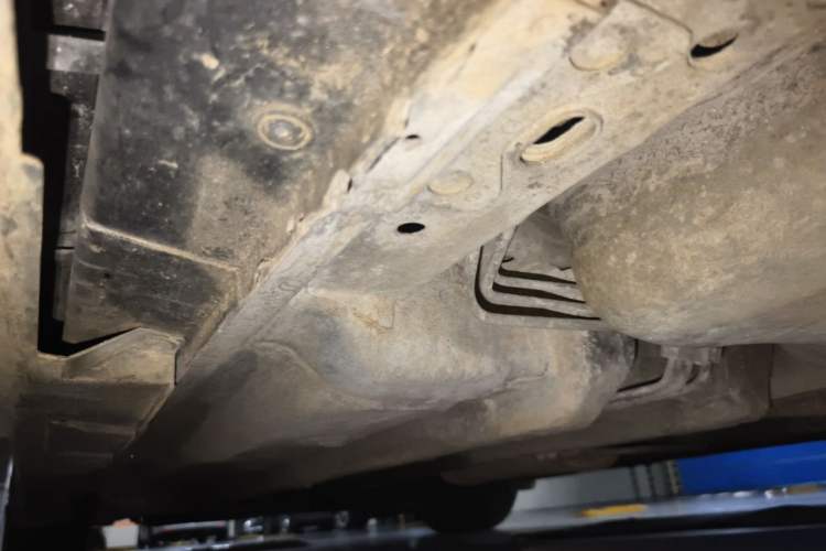 Used Nissan Teana 2010 2.0L XL Anniversary Edition Chassis Rear Left