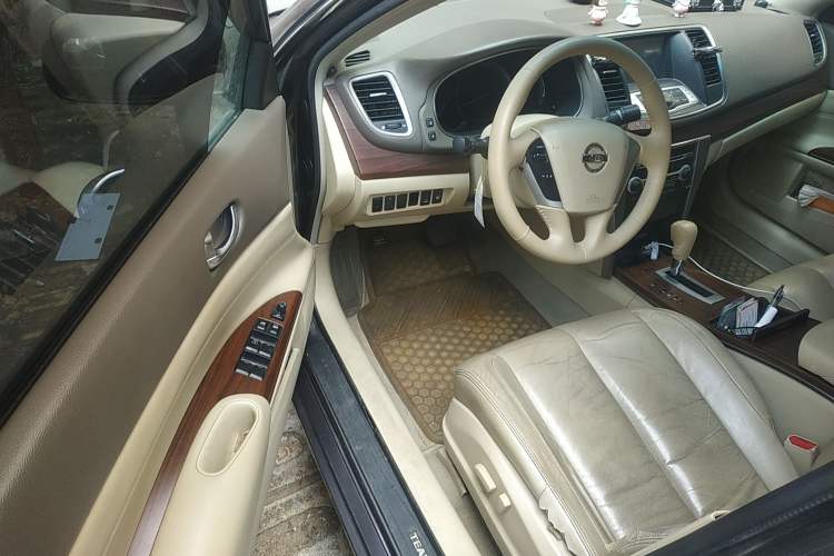 Used Nissan Teana 2010 2.0L XL Anniversary Edition Driver Seat