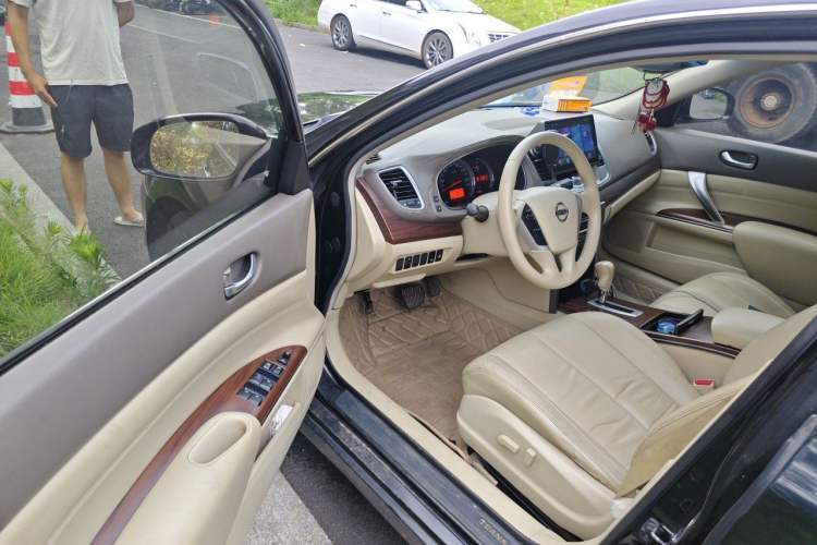 Used Nissan Teana 2010 2.0L XL Anniversary Edition Driver Seat