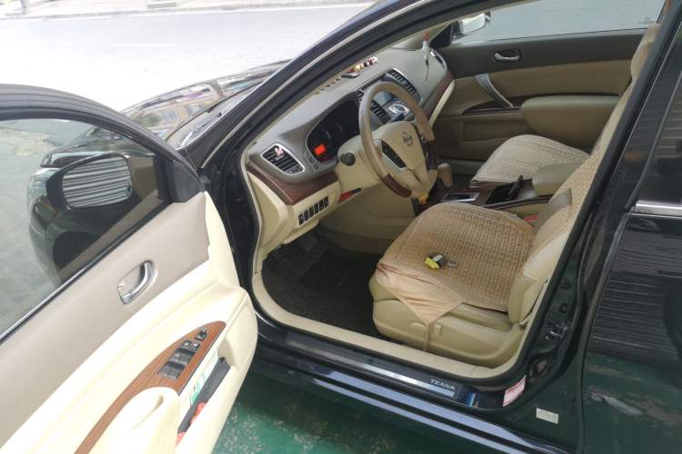 Used Nissan Teana 2010 2.5L XL Anniversary Edition Driver Seat