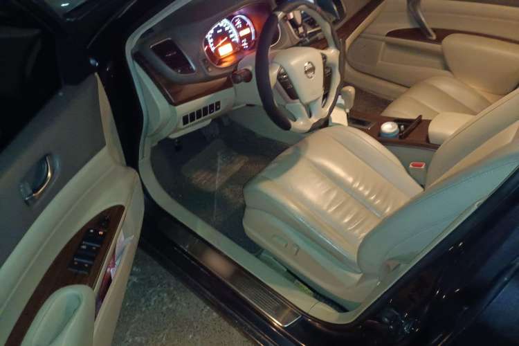 Used Nissan Teana 2010 2.5L XL Anniversary Edition Driver Seat