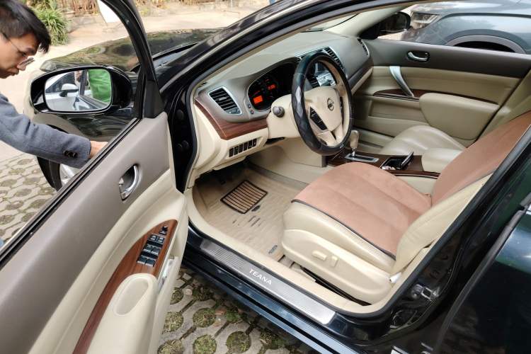 Used Nissan Teana 2010 2.0L XL Anniversary Edition Driver Seat