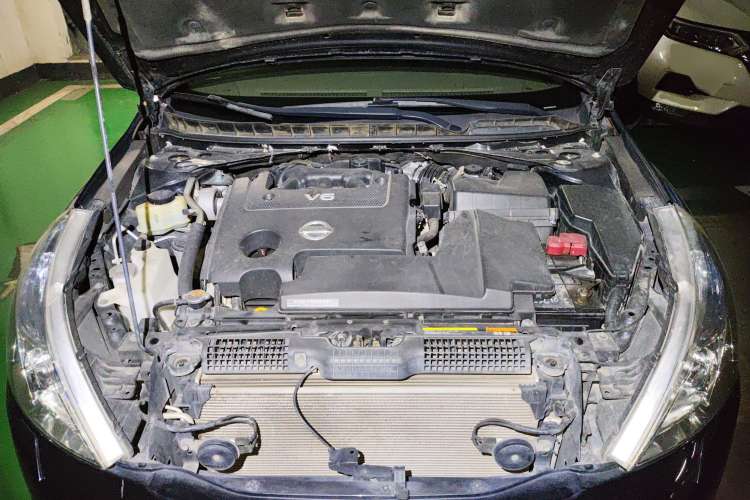 Used Nissan Teana 2010 2.5L XL Anniversary Edition Engine Bay