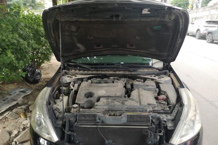 Used Nissan Teana 2010 2.5L XL Anniversary Edition Engine Bay