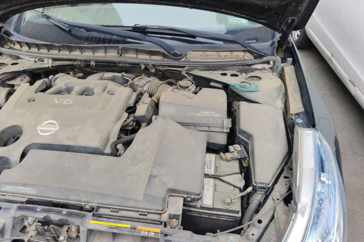 Used Nissan Teana 2010 2.5L XL Anniversary Edition Engine Bay Left